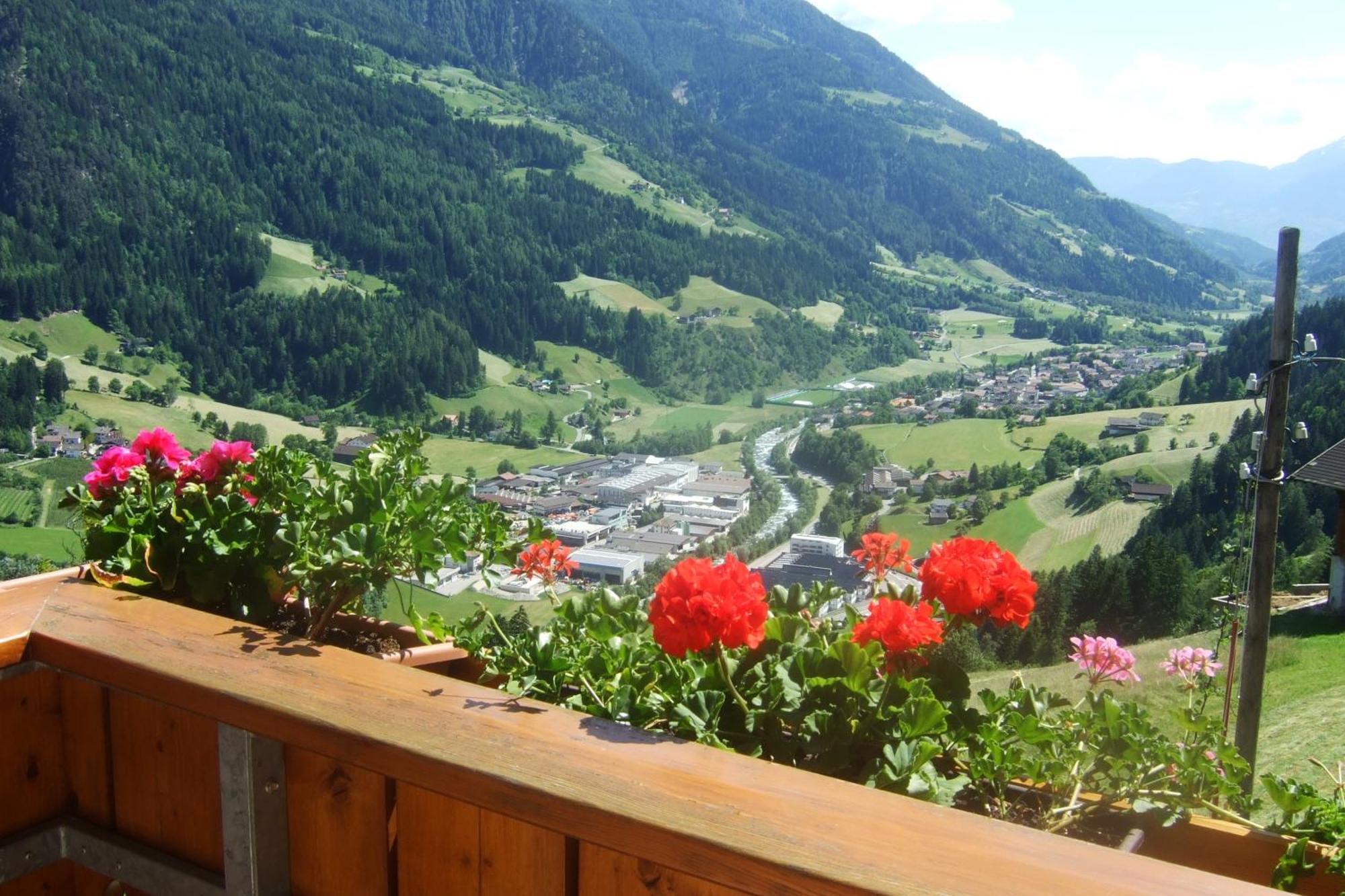 Gasthaus Jaufenblick San Martino In Passiria  Room photo