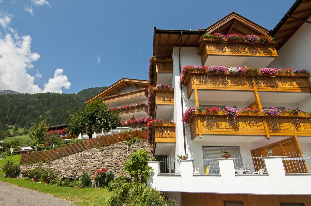 Gasthaus Jaufenblick San Martino In Passiria  Exterior photo